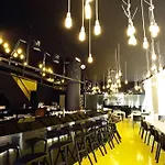 Design One Σπλιτ