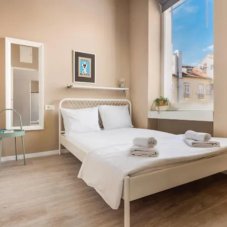 Design One スプリト