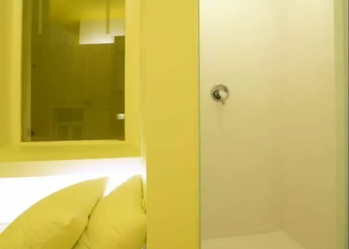 Design One Hostal Split