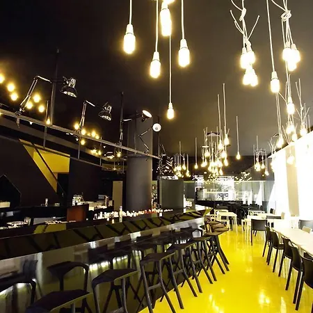 Design One سبليت