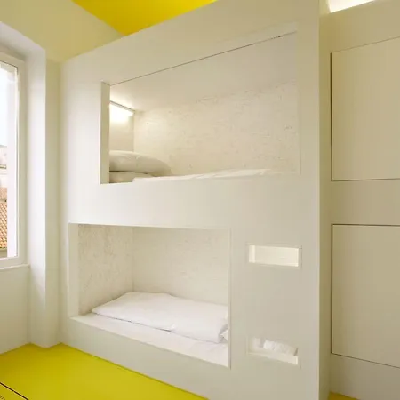 Hostel Design One Split
