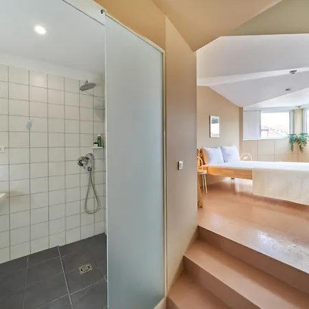 Design One سبليت