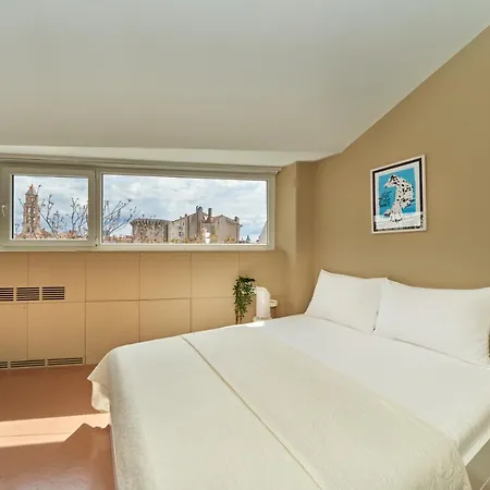 Design One سبليت